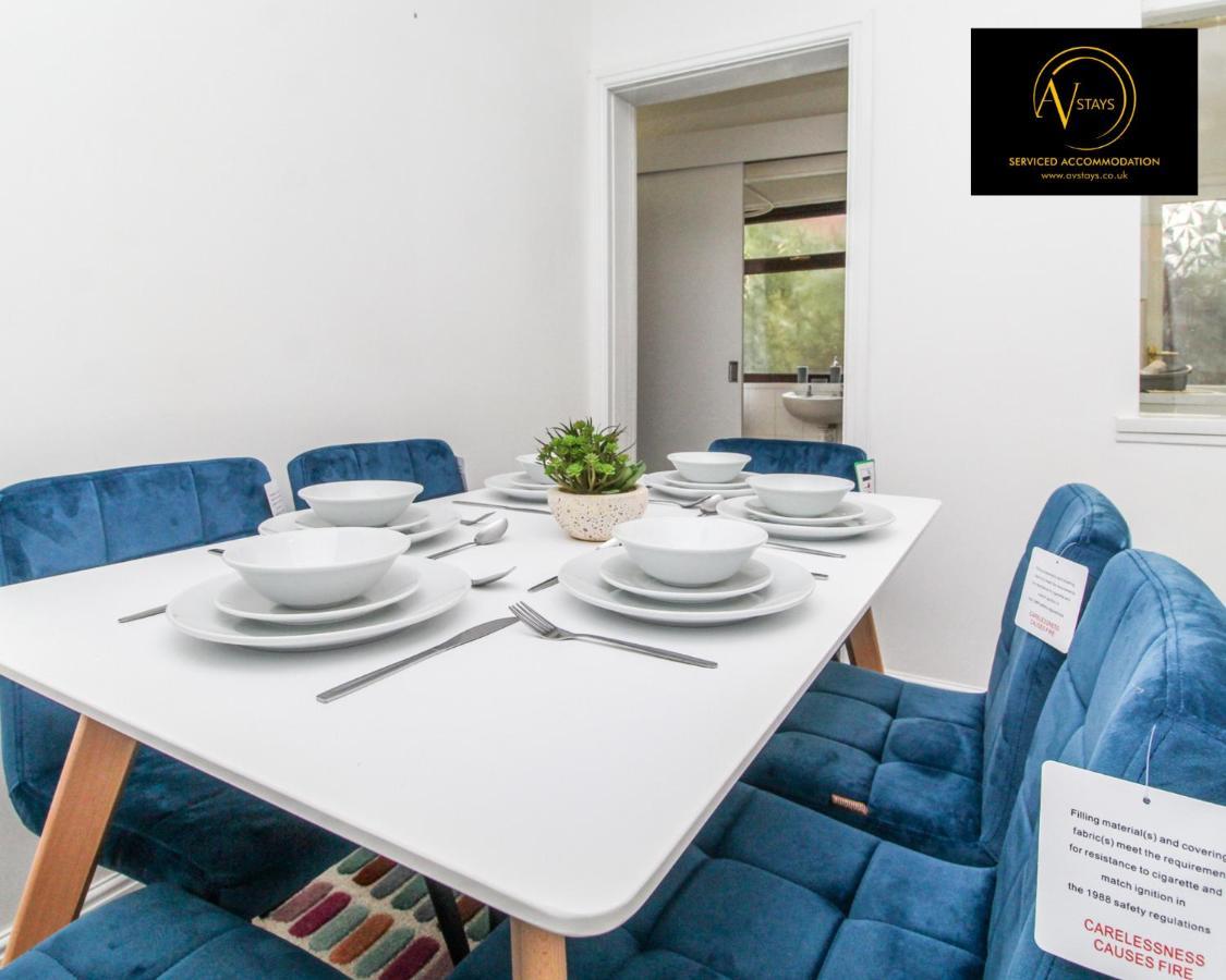 Modern House By Av Stays Short Lets & Serviced Accommodation St Helens St Helens  Exterior photo
